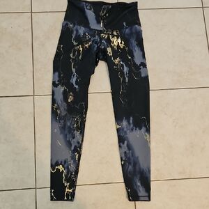 Black and Gold Patterned Leggings